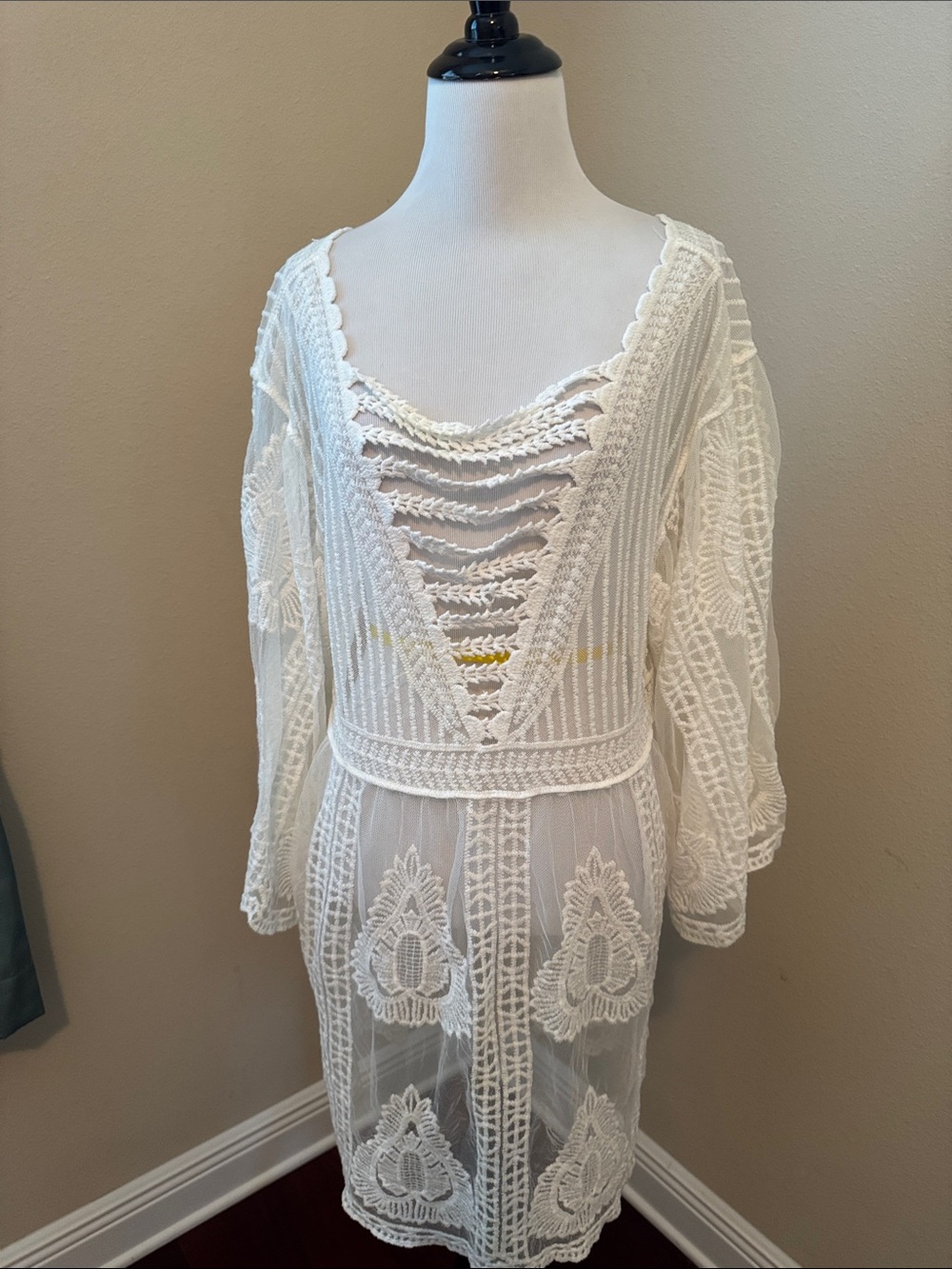 Women's Crochet Lace Swim Coverup - White